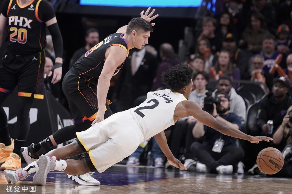 次访谈中表 次访谈中表