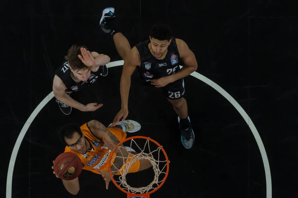 术调校与战 术调校与战